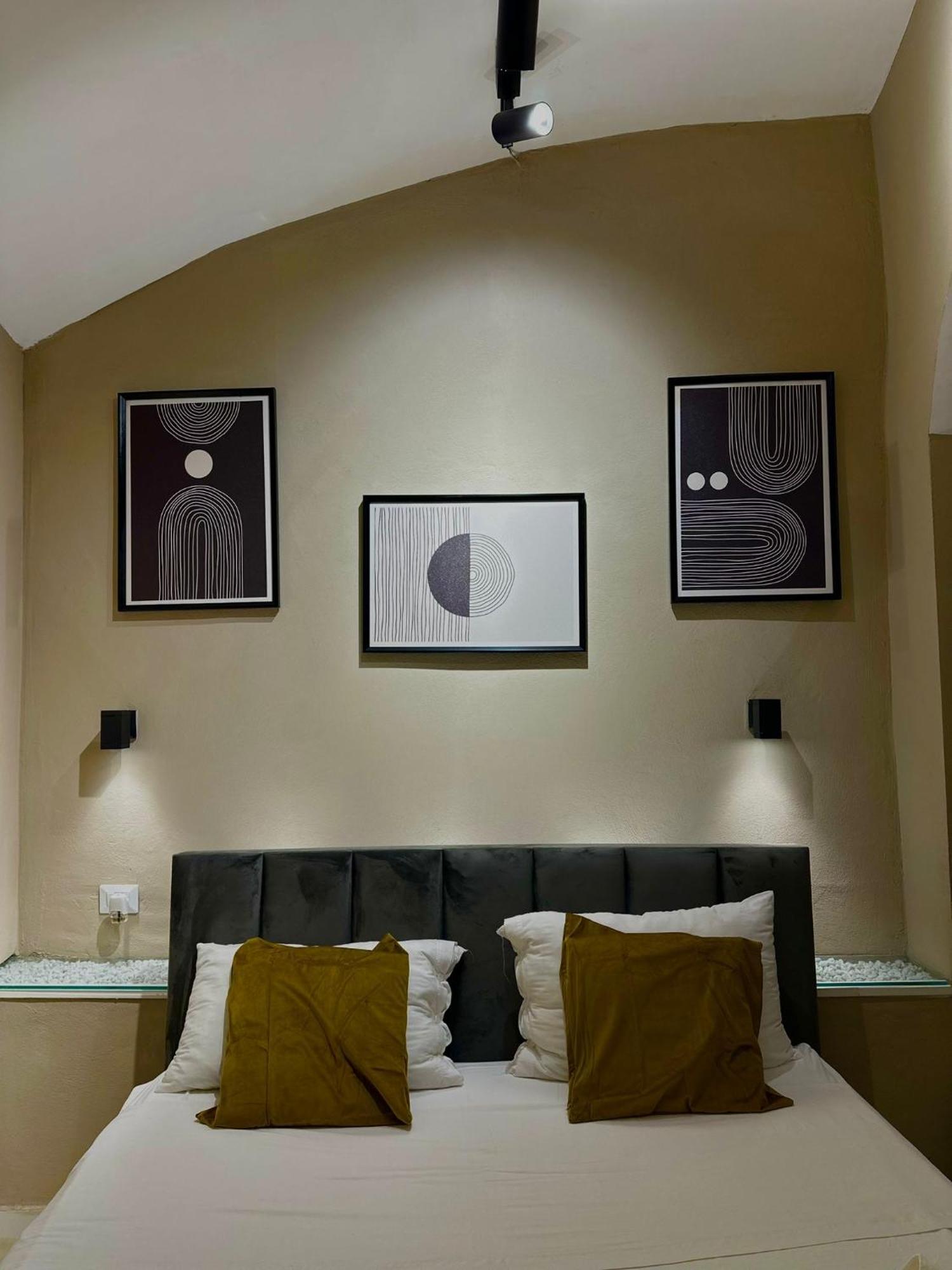 Pendino Rooms Napoli Oda fotoğraf